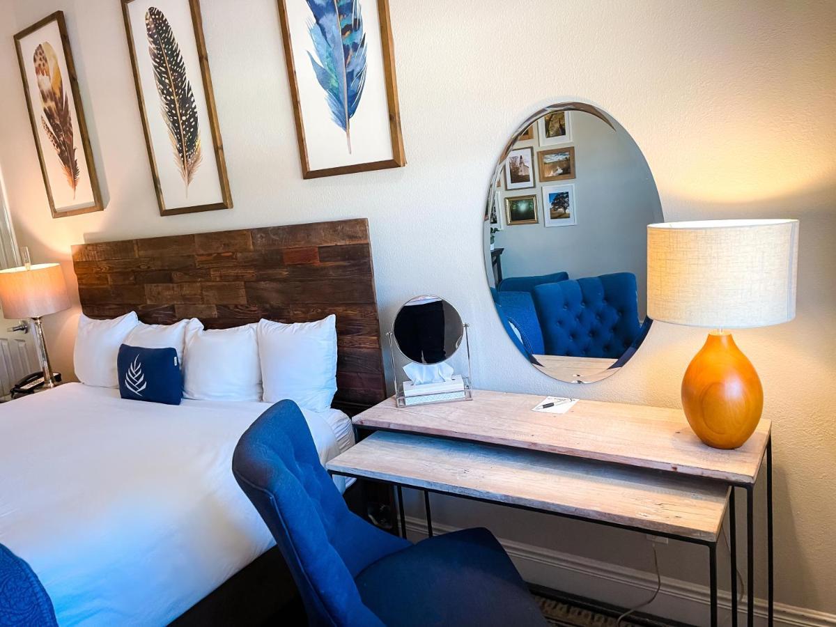 Pinemark Inn Suites Events Saint Clair Экстерьер фото
